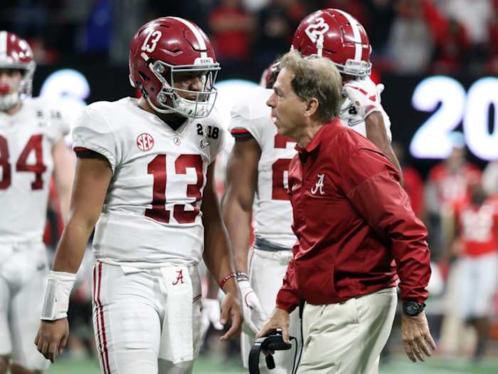 nick-saban-tua-tagovailoa.jpg